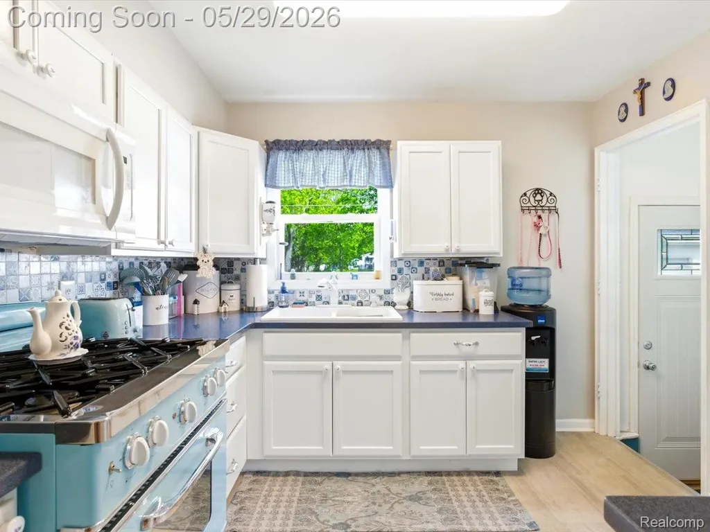 651 Carolina Avenue Marysville City MI 48040