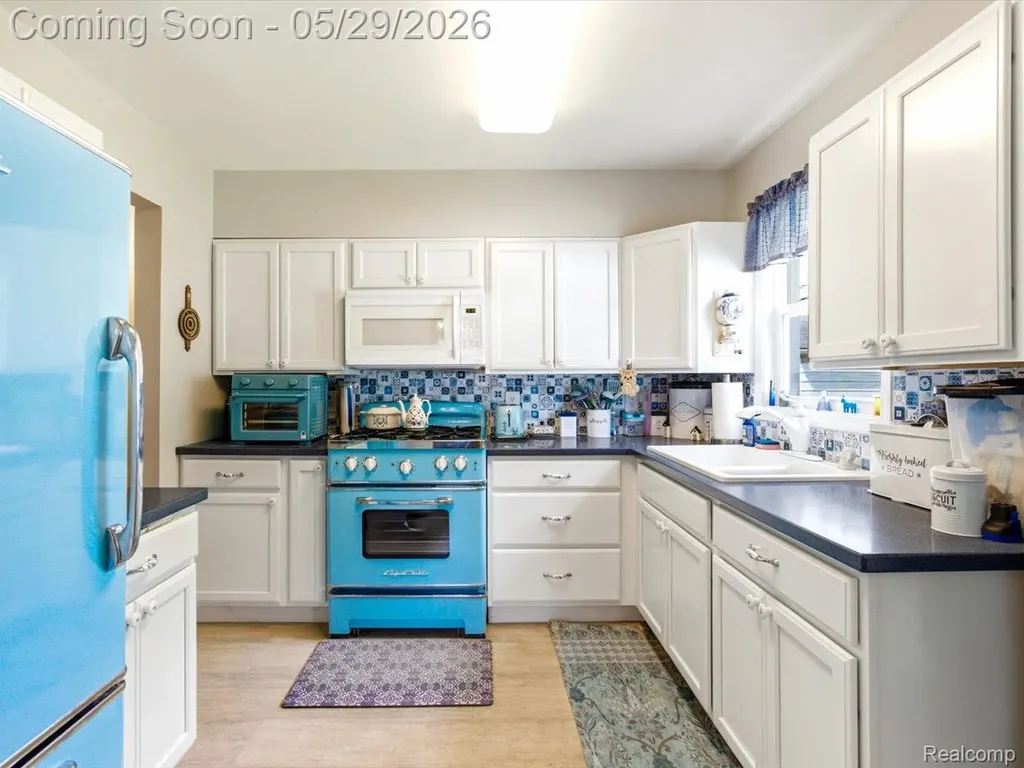 651 Carolina Avenue Marysville City MI 48040