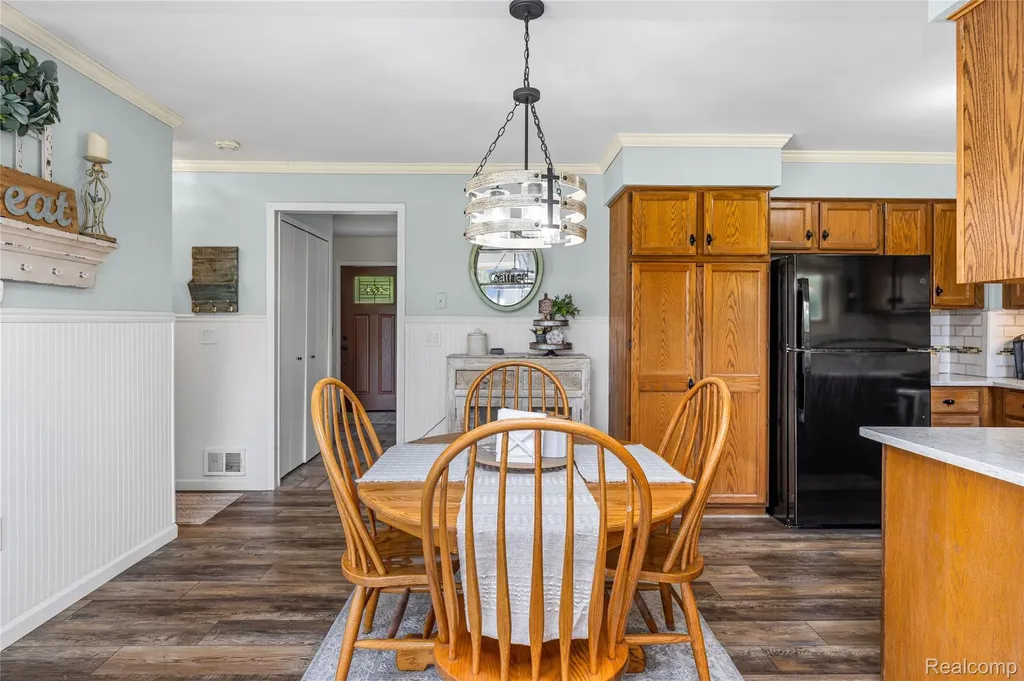 3553 Loon Lake Road Wixom City MI 48393