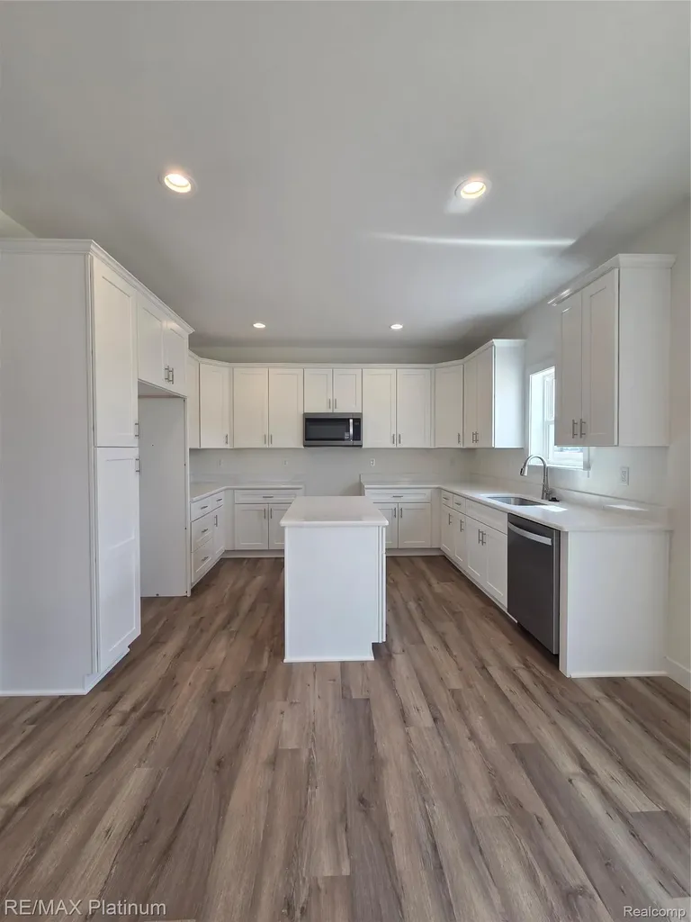 13104 Stony Brook Pass Fenton Charter Township MI 48451