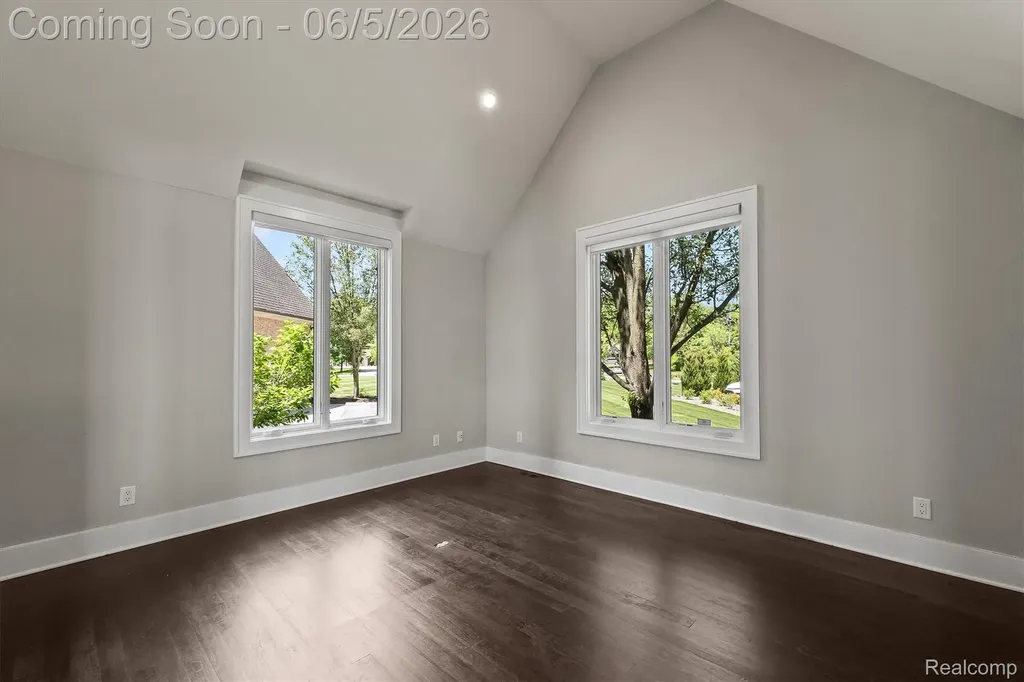 28195 Elba Drive Grosse Ile Township MI 48138