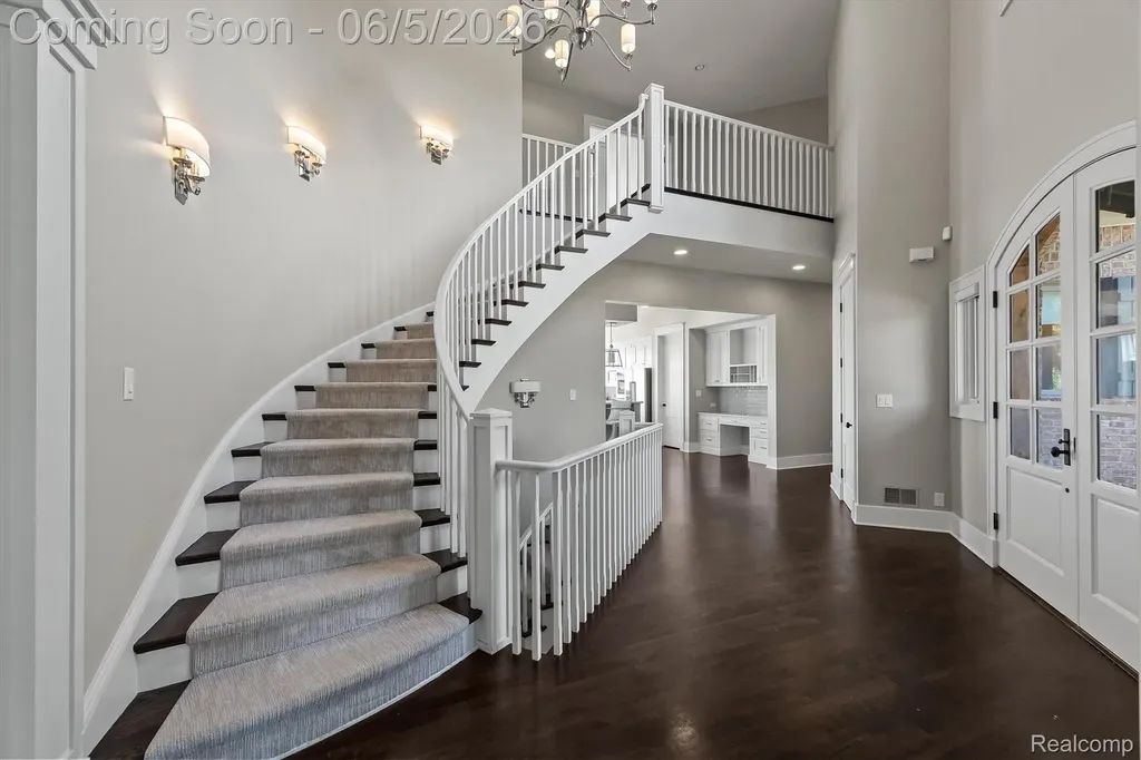 28195 Elba Drive Grosse Ile Township MI 48138