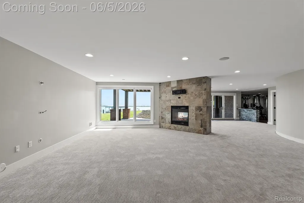 28195 Elba Drive Grosse Ile Township MI 48138