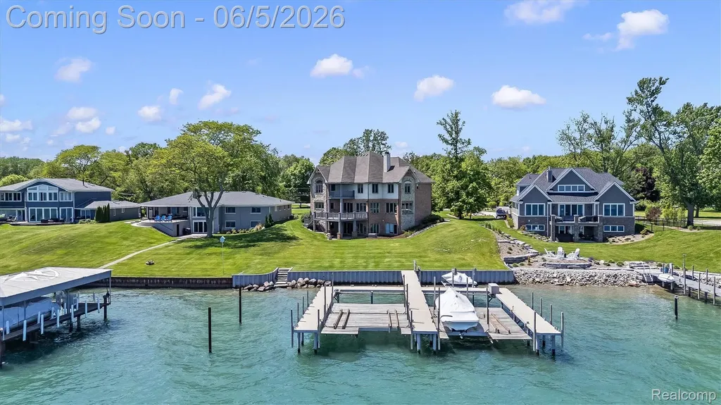 28195 Elba Drive Grosse Ile Township MI 48138