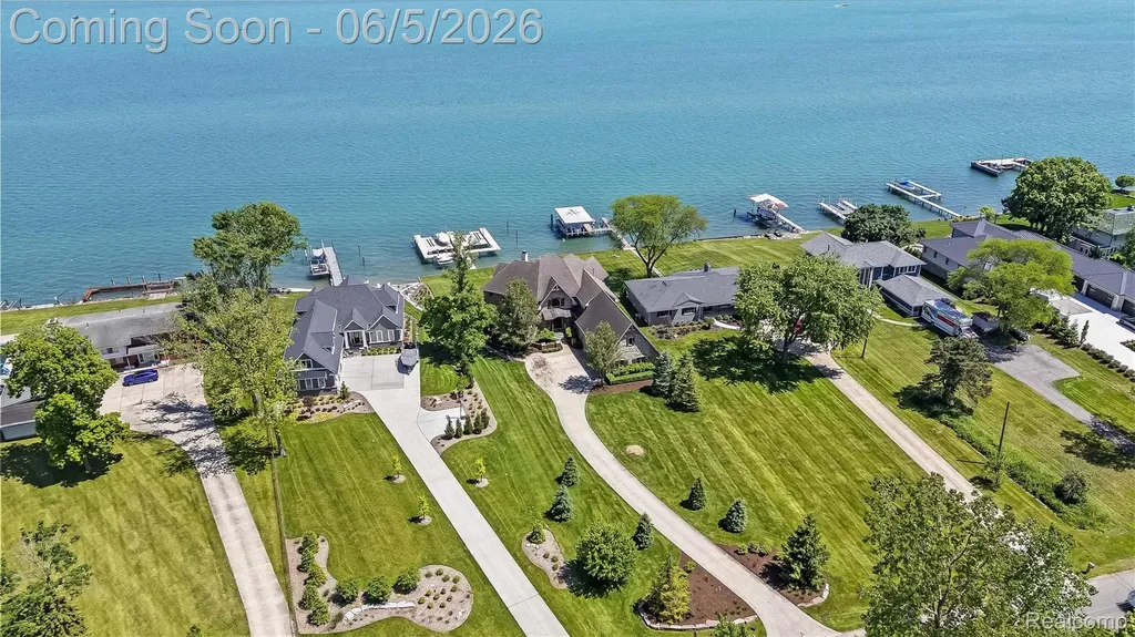 28195 Elba Drive Grosse Ile Township MI 48138