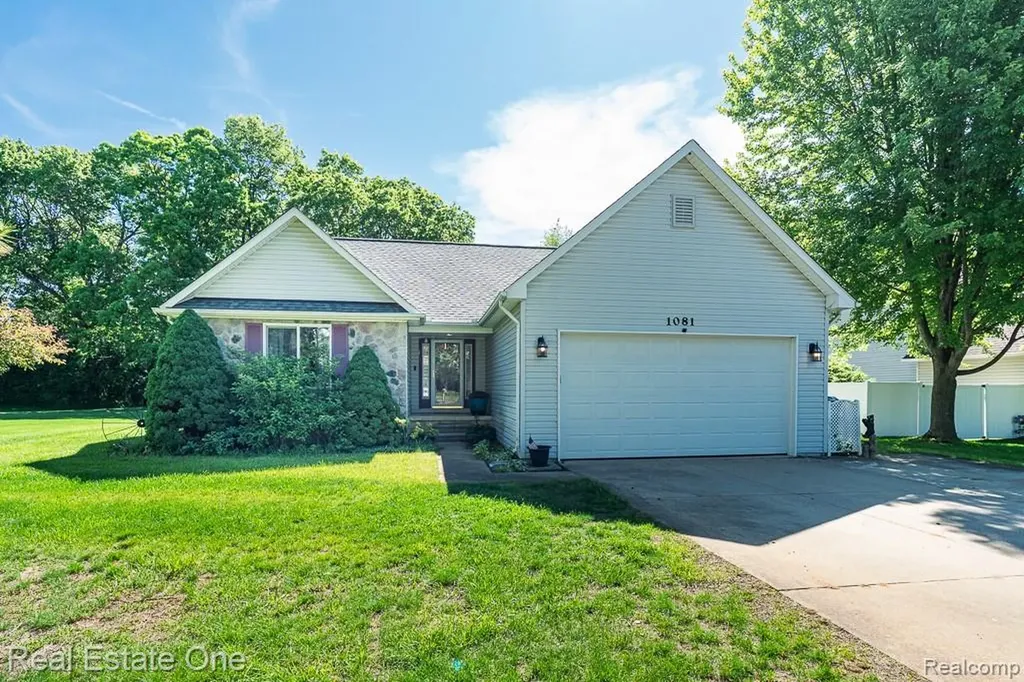 1081 Clearview Drive Oxford Charter Township MI 48371