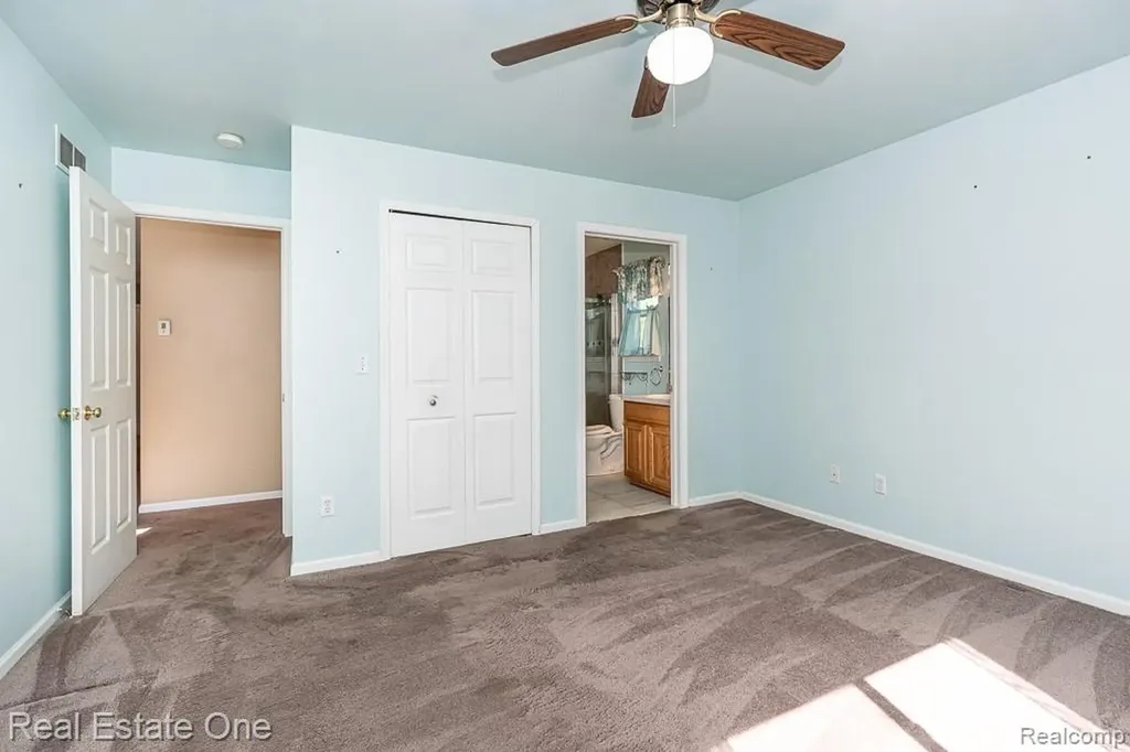 1081 Clearview Drive Oxford Charter Township MI 48371