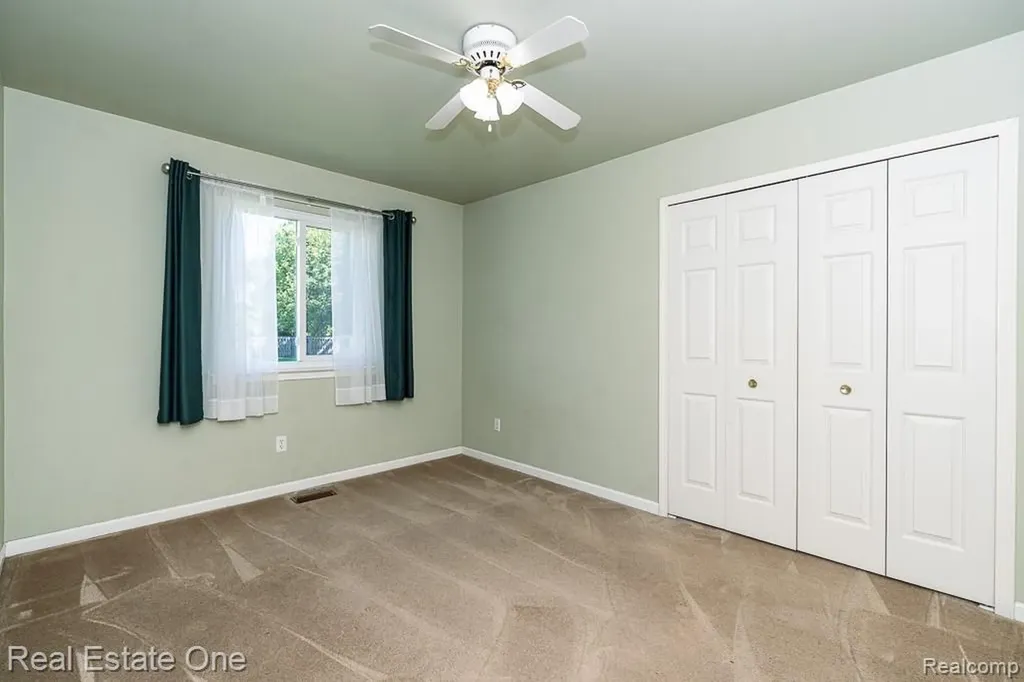 1081 Clearview Drive Oxford Charter Township MI 48371