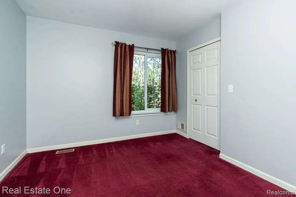 1081 Clearview Drive Oxford Charter Township MI 48371