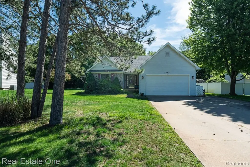 1081 Clearview Drive Oxford Charter Township MI 48371