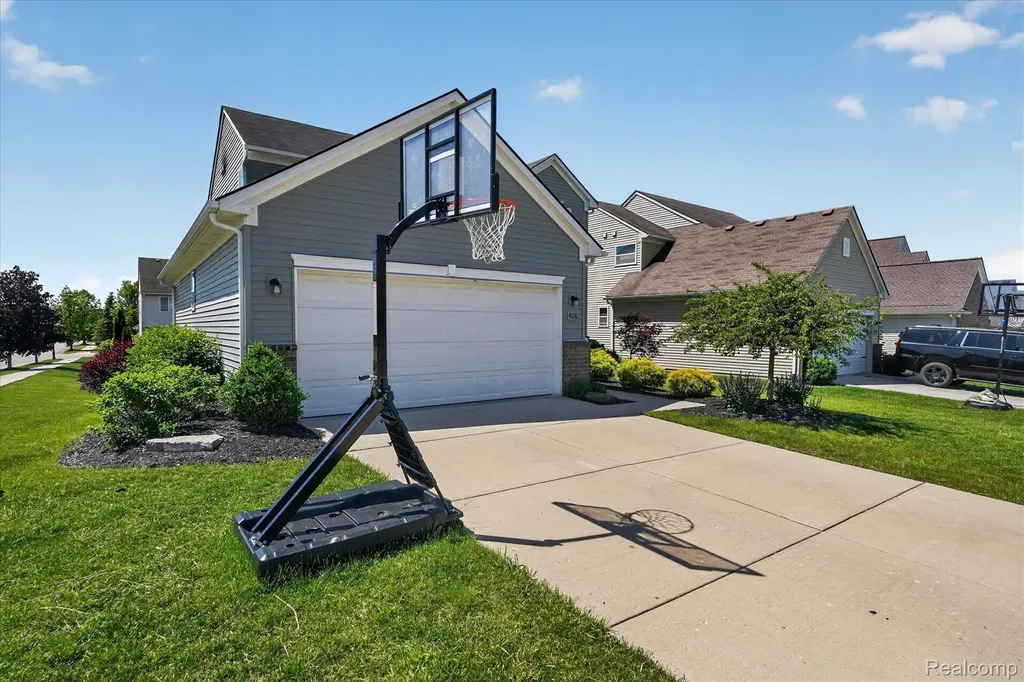 4076 Ash Tree Lane Oceola Township MI 48843