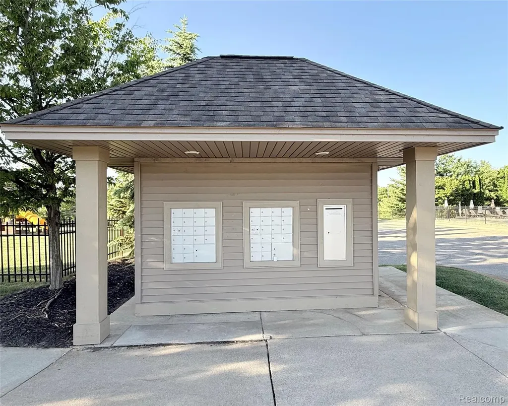4076 Ash Tree Lane Oceola Township MI 48843