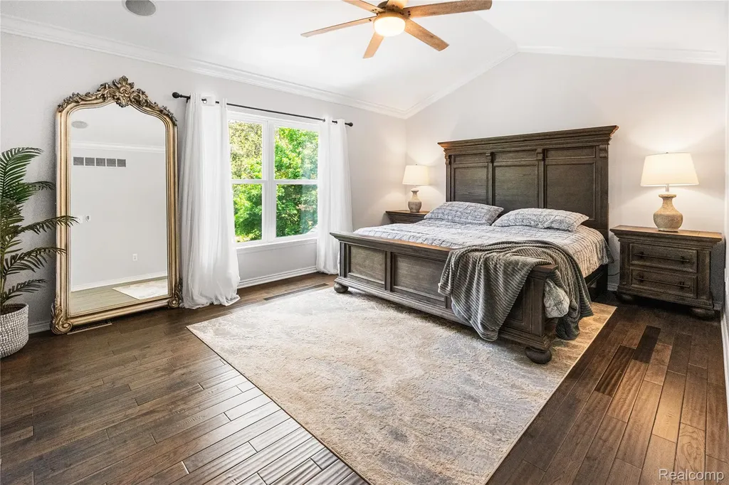 175 Franklin Lake Circle Oxford Charter Township MI 48371
