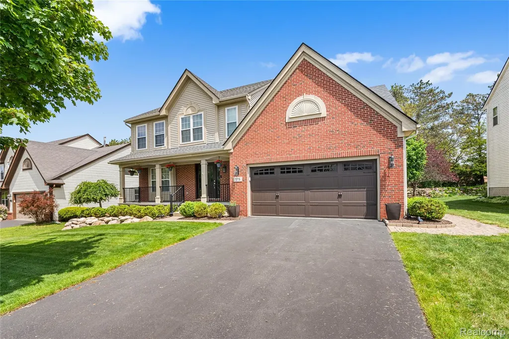 175 Franklin Lake Circle Oxford Charter Township MI 48371