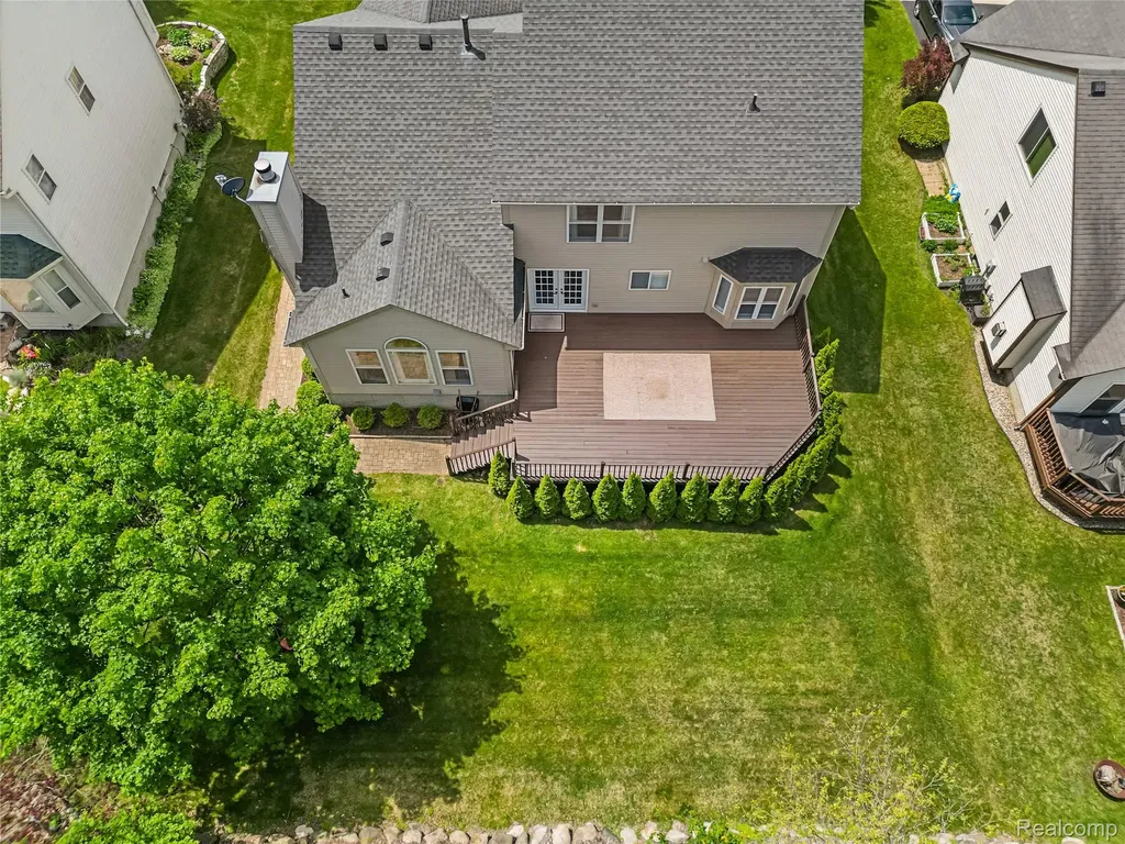 175 Franklin Lake Circle Oxford Charter Township MI 48371