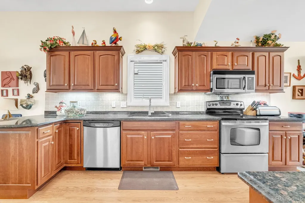 3107 Aberdeen Court Port Huron Charter Township MI 48060