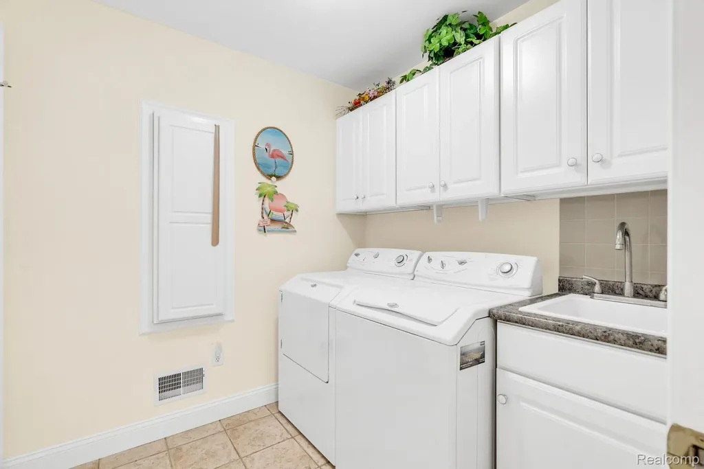 3107 Aberdeen Court Port Huron Charter Township MI 48060
