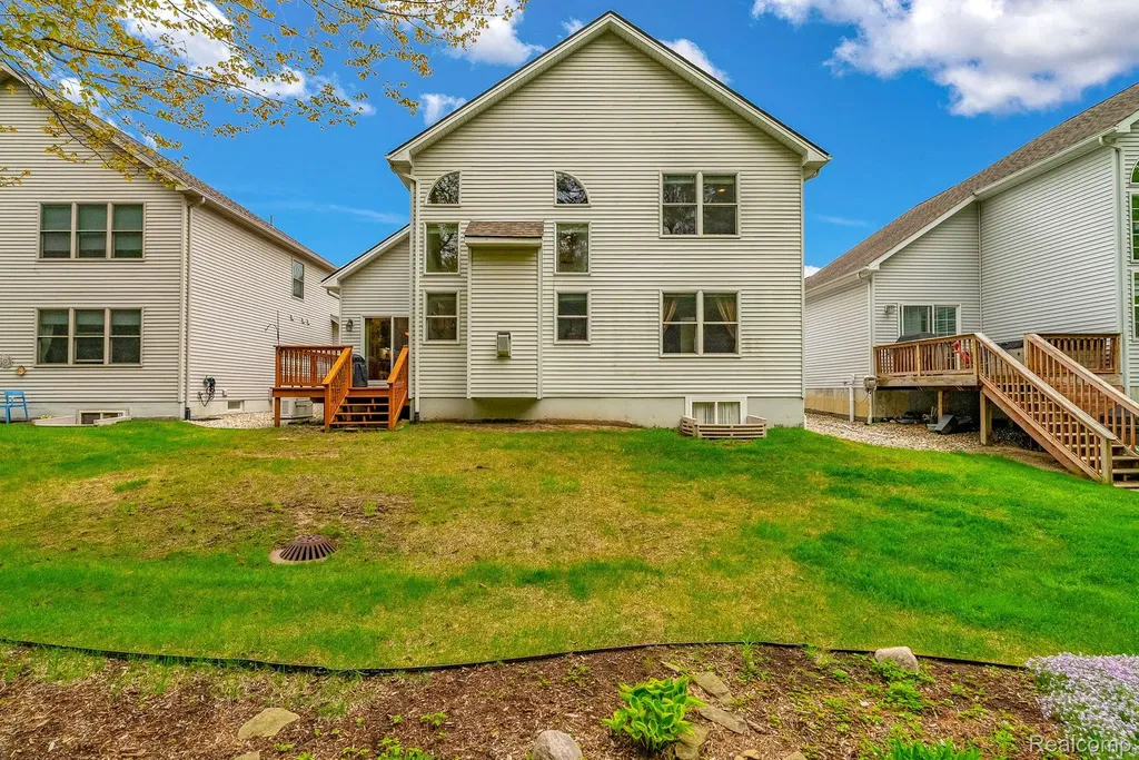 3107 Aberdeen Court Port Huron Charter Township MI 48060
