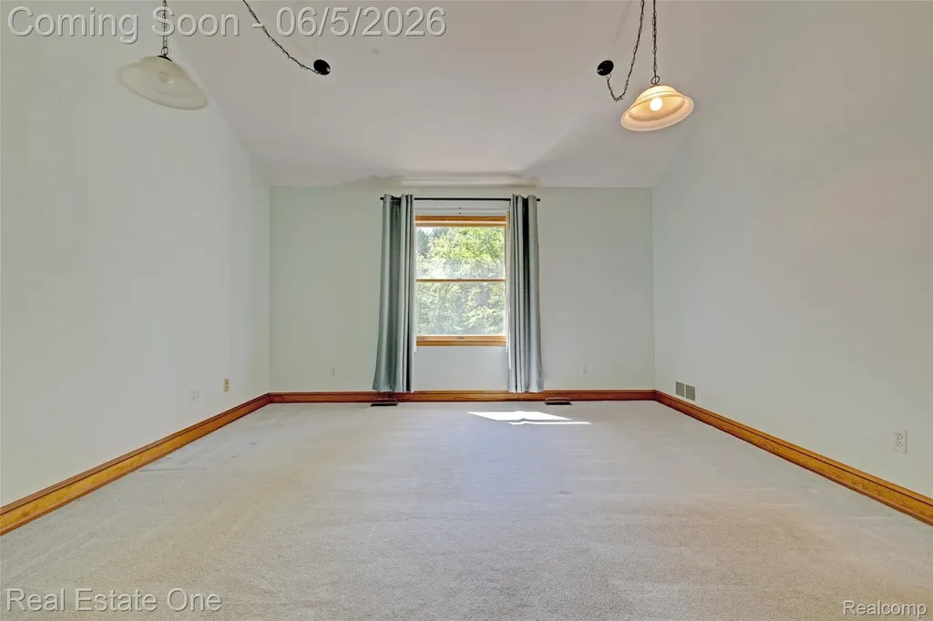 709 Bald Eagle Lake Road Brandon Charter Township MI 48462