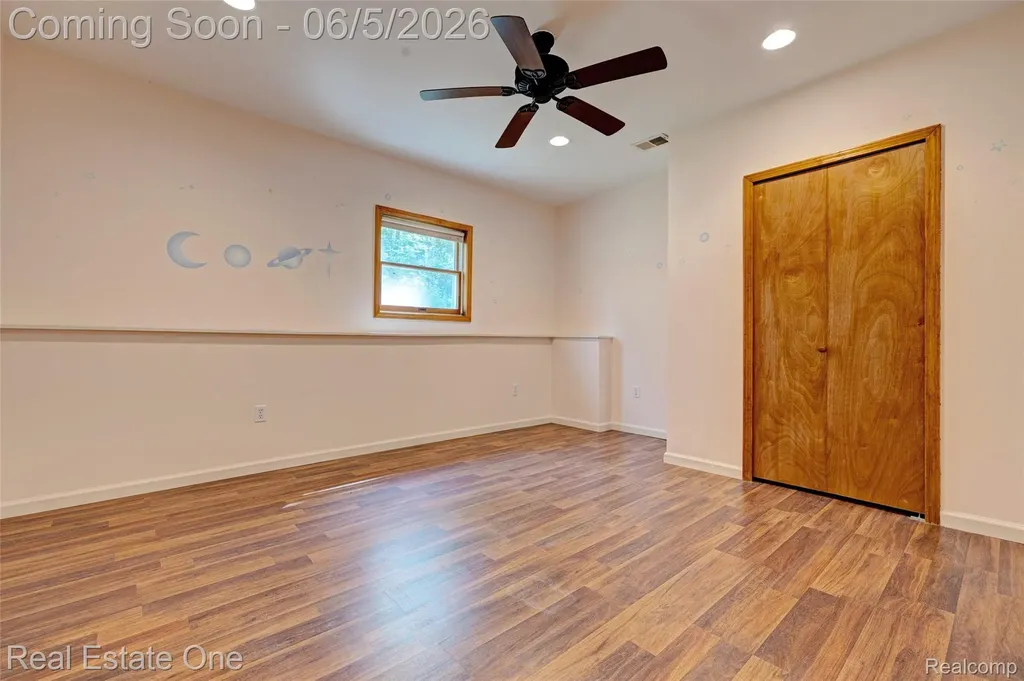 709 Bald Eagle Lake Road Brandon Charter Township MI 48462