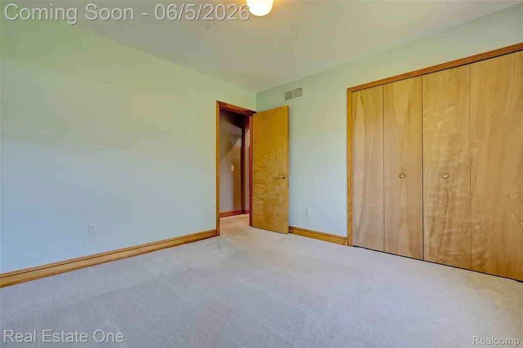 709 Bald Eagle Lake Road Brandon Charter Township MI 48462