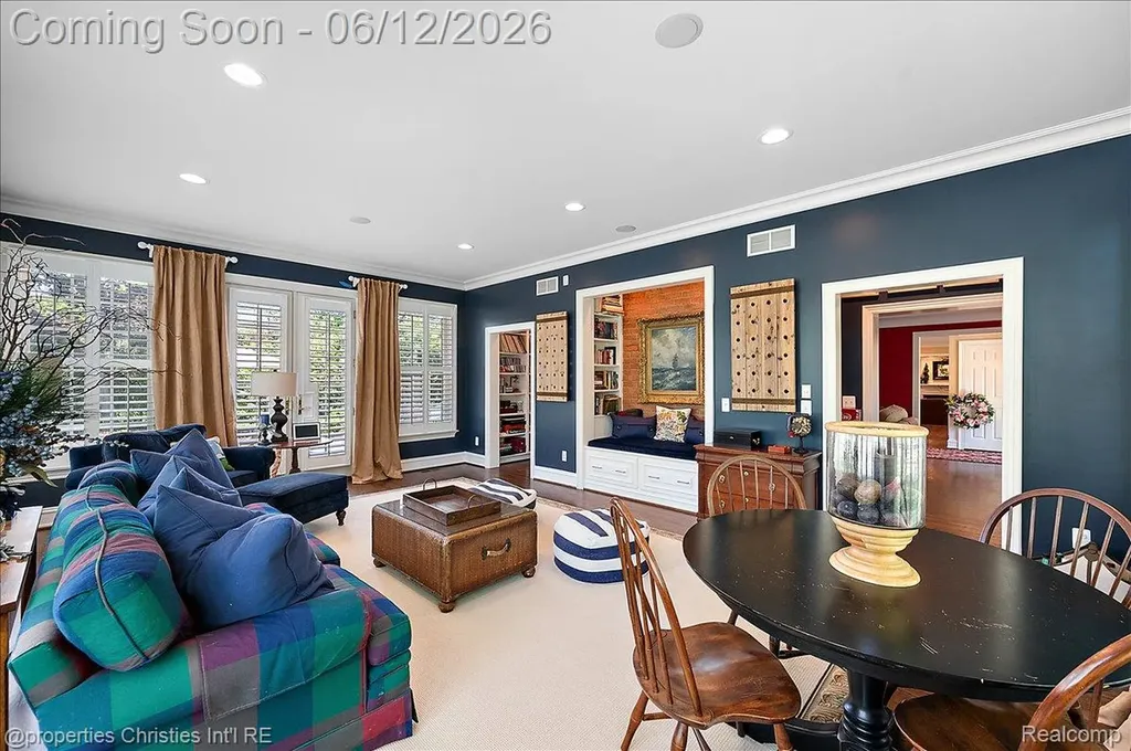 135 Clifton Road Bloomfield Hills City MI 48301