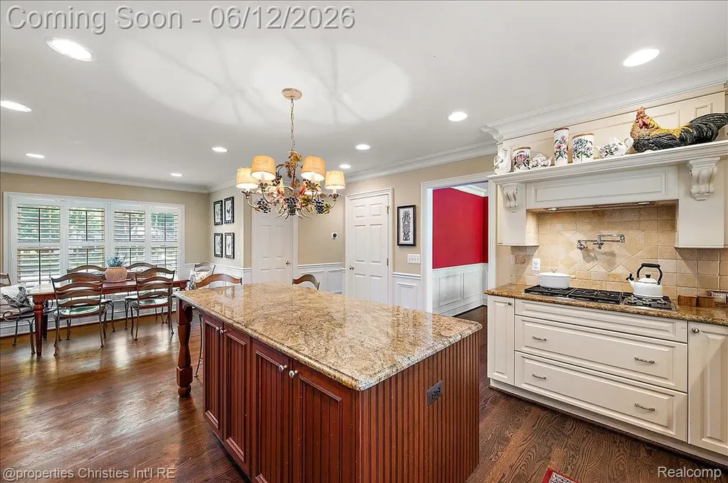 135 Clifton Road Bloomfield Hills City MI 48301