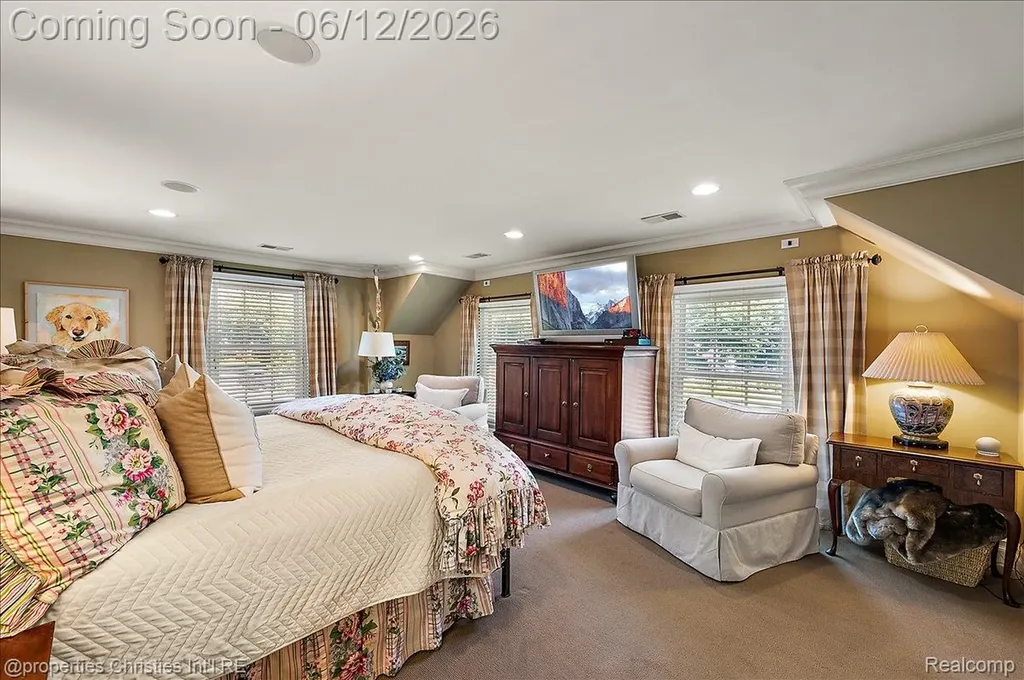 135 Clifton Road Bloomfield Hills City MI 48301