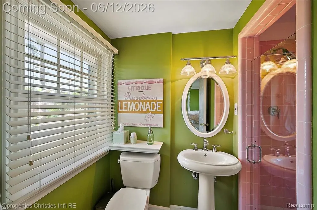 135 Clifton Road Bloomfield Hills City MI 48301