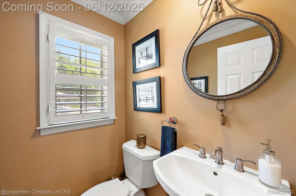 135 Clifton Road Bloomfield Hills City MI 48301
