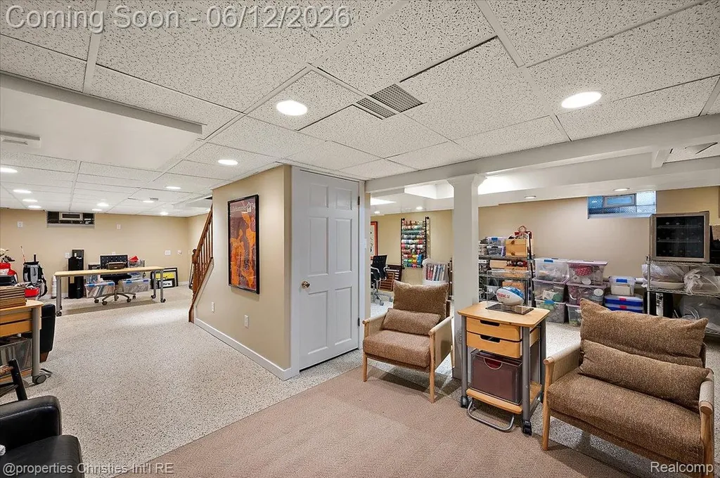 135 Clifton Road Bloomfield Hills City MI 48301