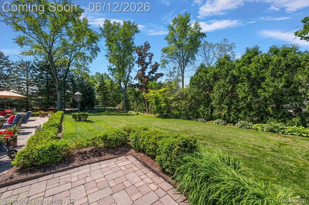 135 Clifton Road Bloomfield Hills City MI 48301
