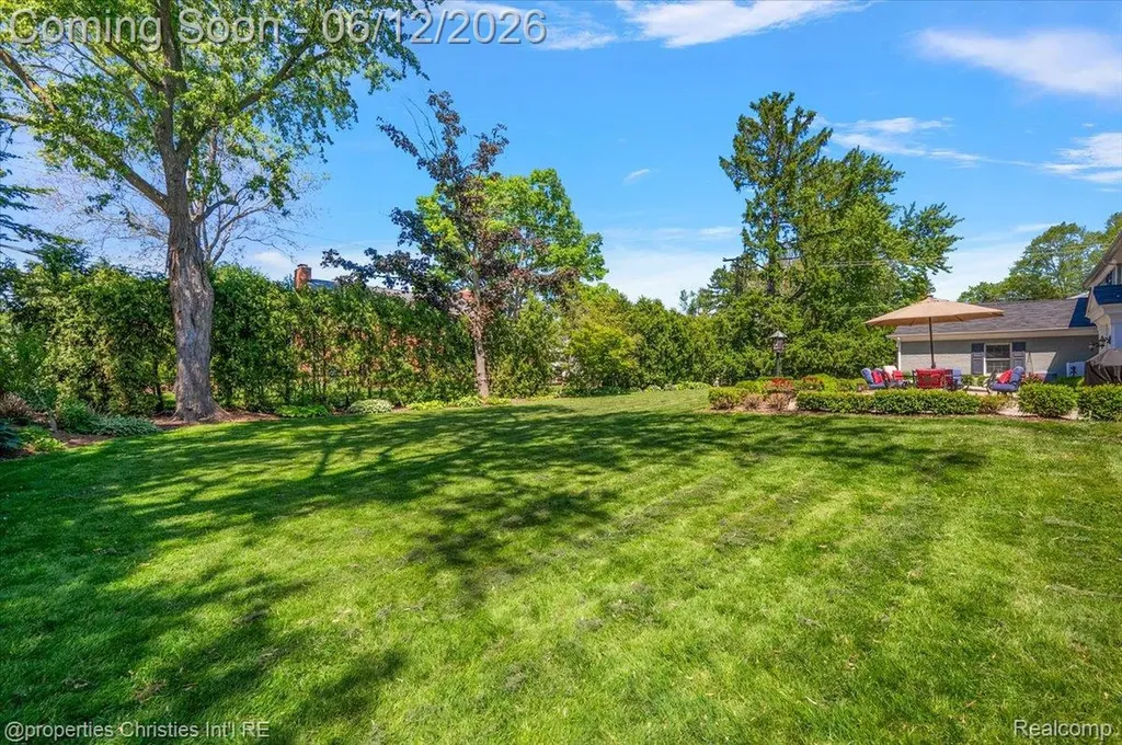 135 Clifton Road Bloomfield Hills City MI 48301