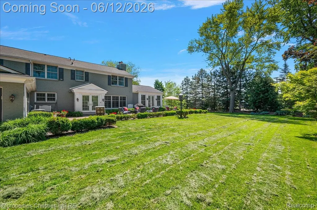 135 Clifton Road Bloomfield Hills City MI 48301