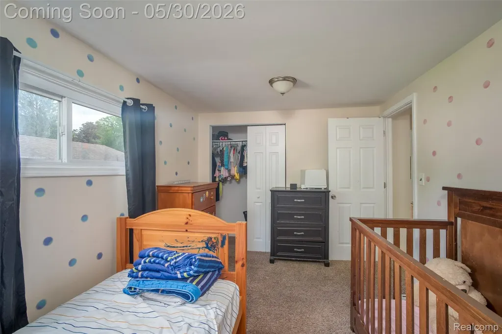 1443 Merle Avenue Burton City MI 48509