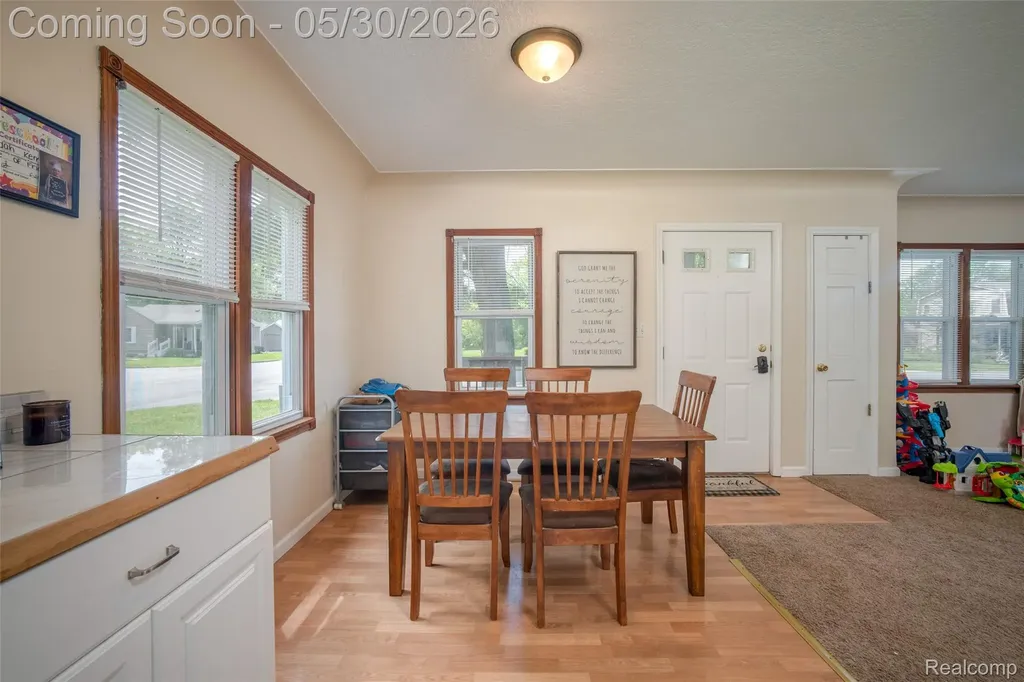 1443 Merle Avenue Burton City MI 48509