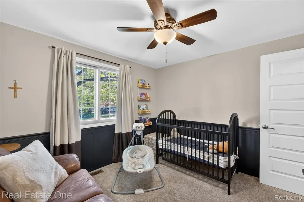 2259 Carlos Drive Waterford Charter Township MI 48327