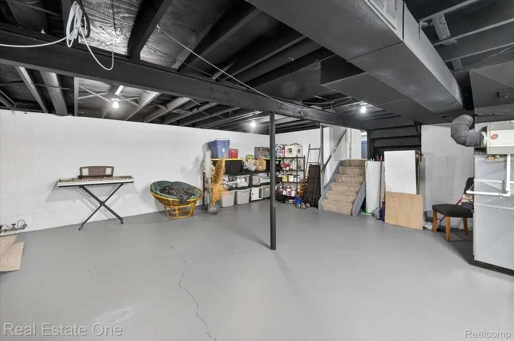 2259 Carlos Drive Waterford Charter Township MI 48327