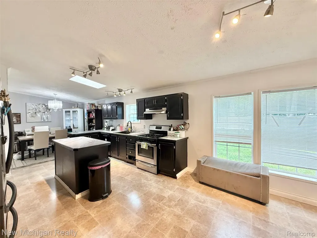 2245 Webber Avenue Burton City MI 48529