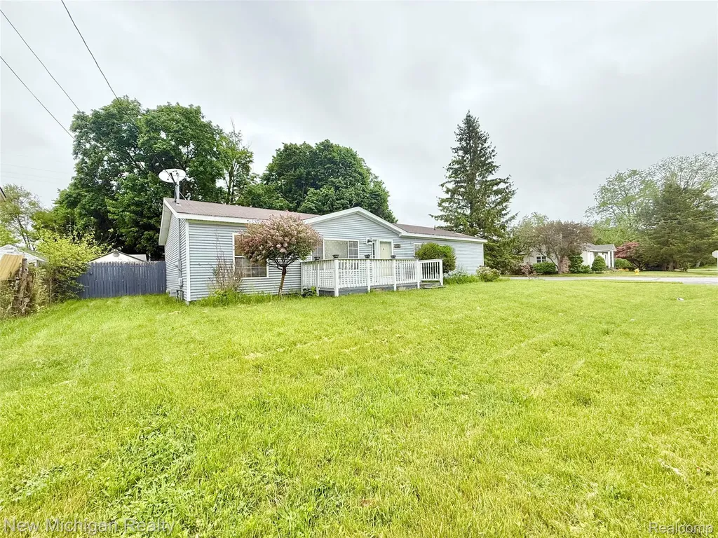 2245 Webber Avenue Burton City MI 48529