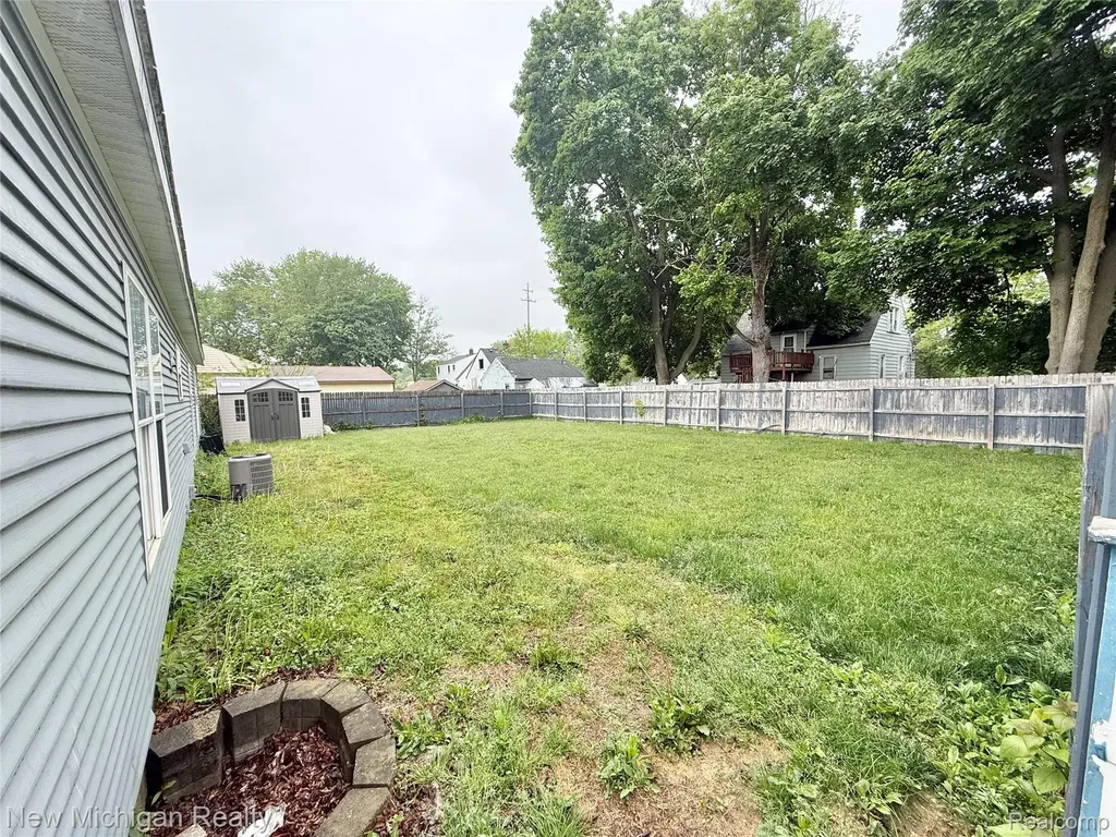 2245 Webber Avenue Burton City MI 48529