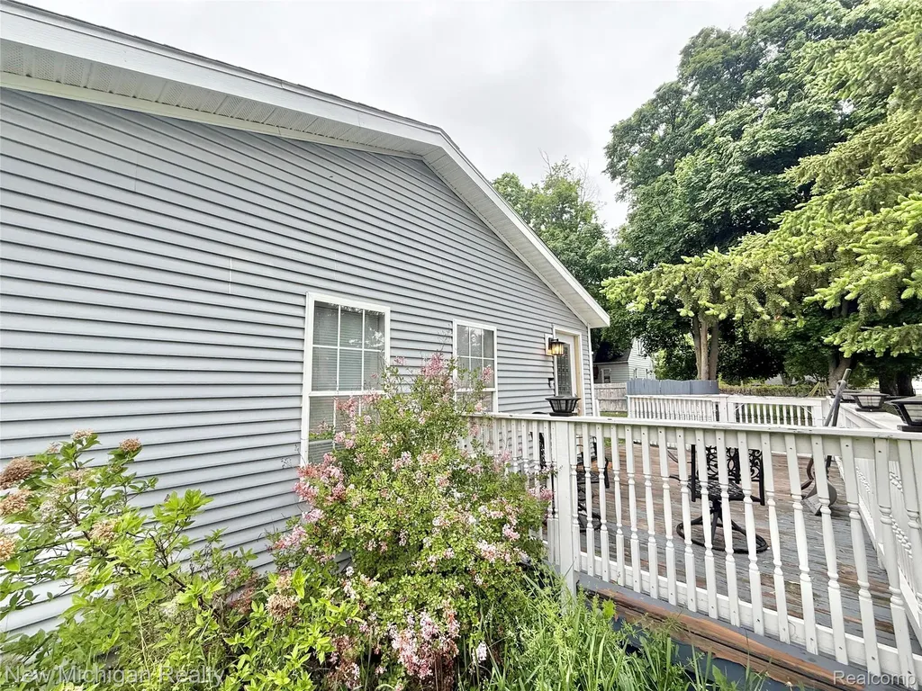 2245 Webber Avenue Burton City MI 48529