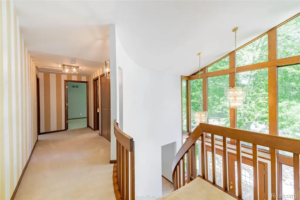 8027 Berkshire Drive Grosse Ile Township MI 48138