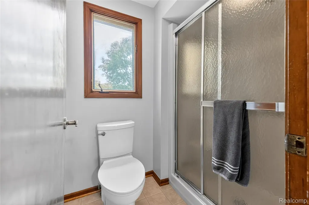 8027 Berkshire Drive Grosse Ile Township MI 48138