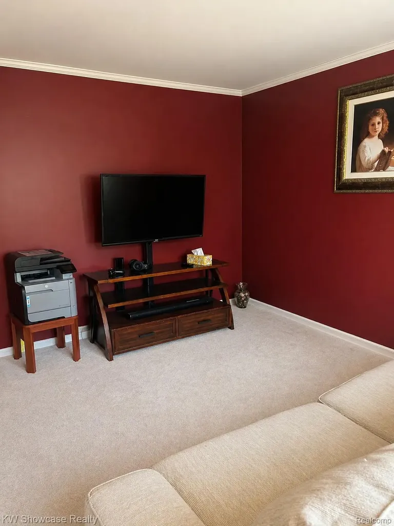 5457 Shelton Drive Commerce Charter Township MI 48382