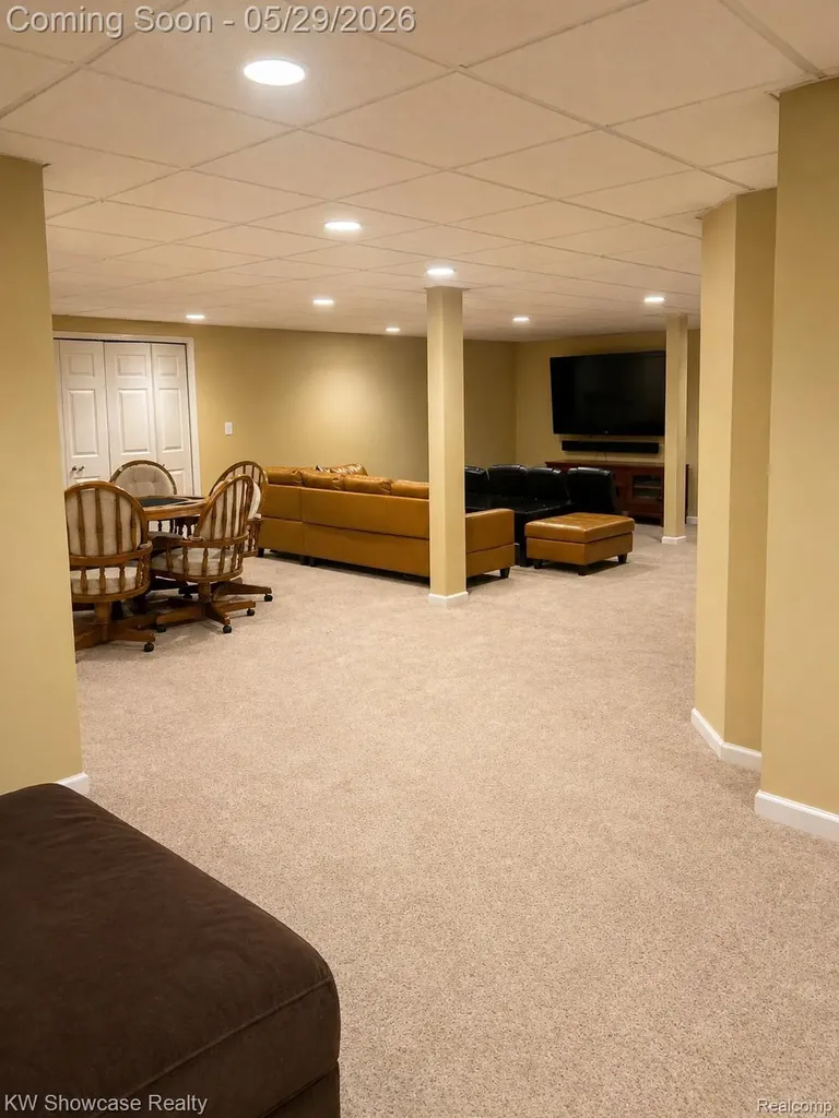 5457 Shelton Drive Commerce Charter Township MI 48382
