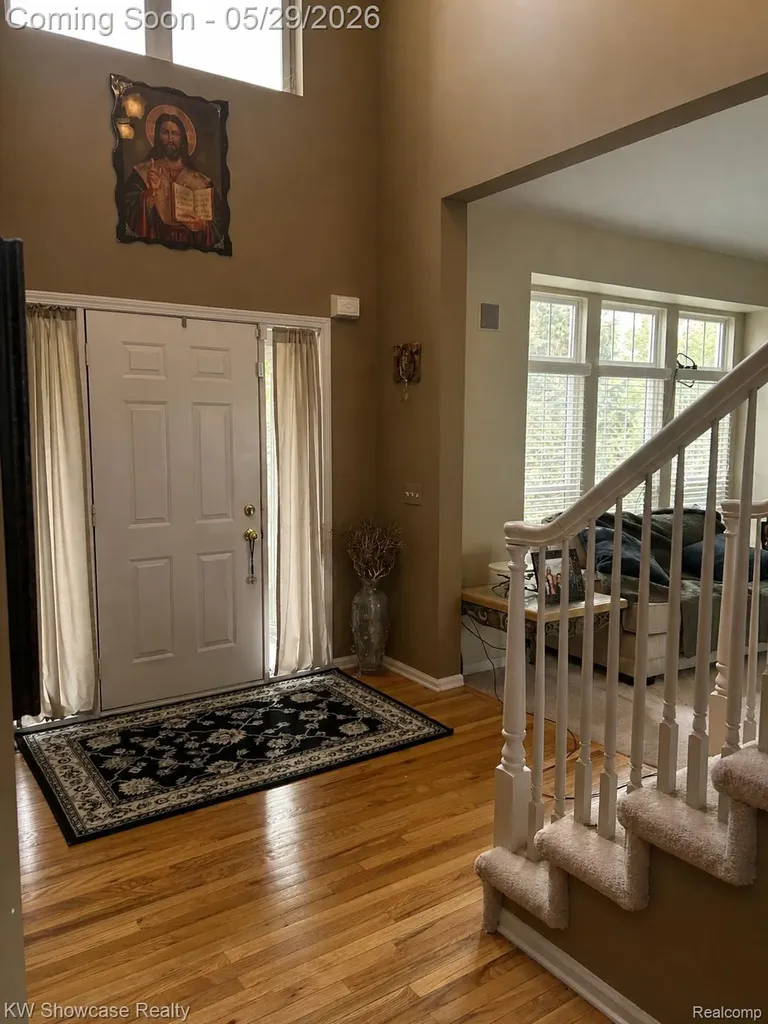 5457 Shelton Drive Commerce Charter Township MI 48382
