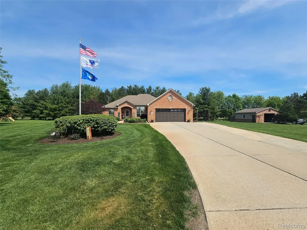 10331 Pine Valley Drive Mundy Township MI 48439