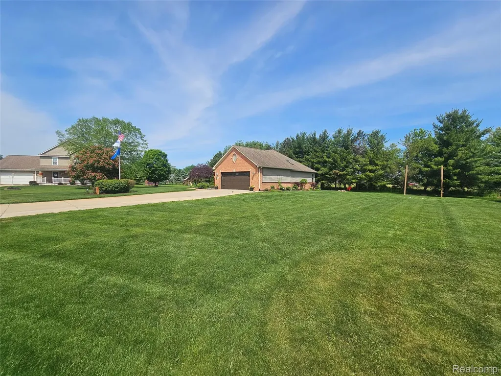 10331 Pine Valley Drive Mundy Township MI 48439