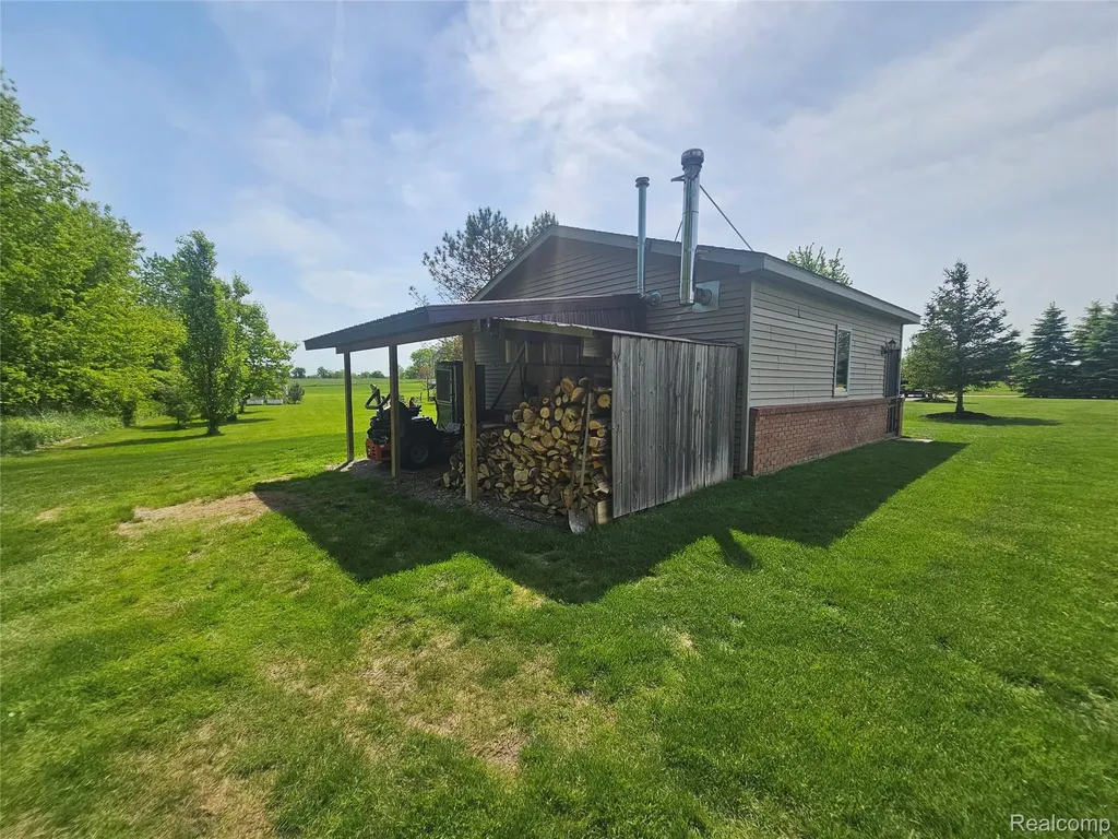 10331 Pine Valley Drive Mundy Township MI 48439